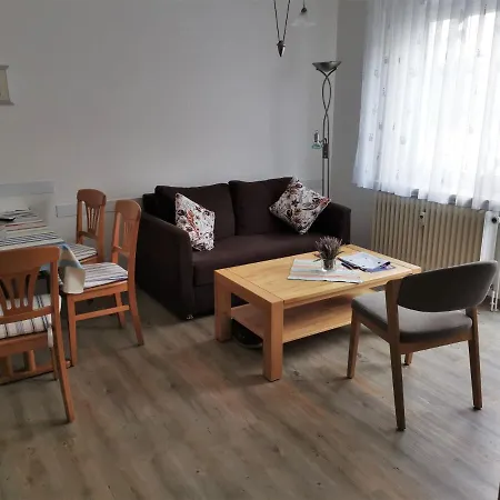 Haus Sieben 1 Roonstrasse 3 Appartement *